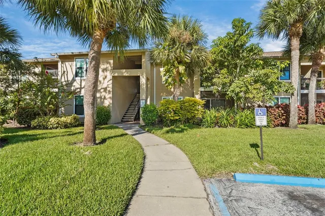$1,850 | 4045 Crockers Lake Boulevard, Unit 23, Sarasota, FL 34238