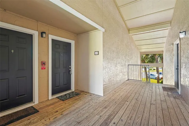 $1,850 | 4045 Crockers Lake Boulevard, Unit 23, Sarasota, FL 34238