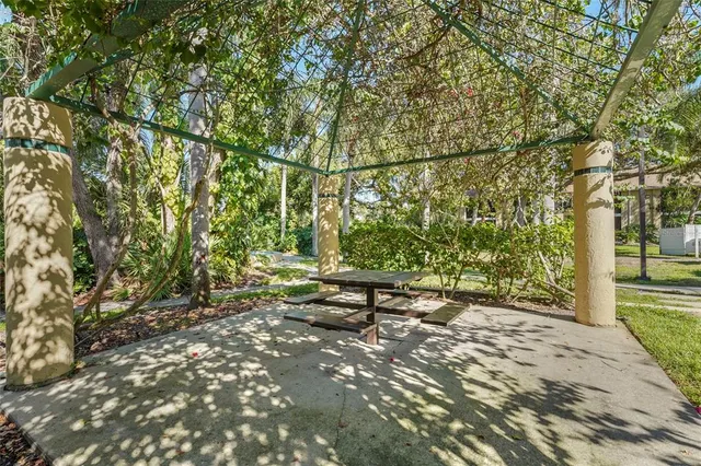 $1,850 | 4045 Crockers Lake Boulevard, Unit 23, Sarasota, FL 34238