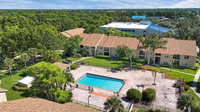 $1,850 | 4045 Crockers Lake Boulevard, Unit 23, Sarasota, FL 34238