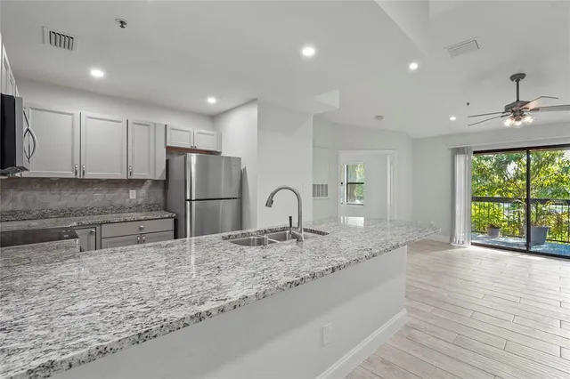 $1,850 | 4045 Crockers Lake Boulevard, Unit 23, Sarasota, FL 34238