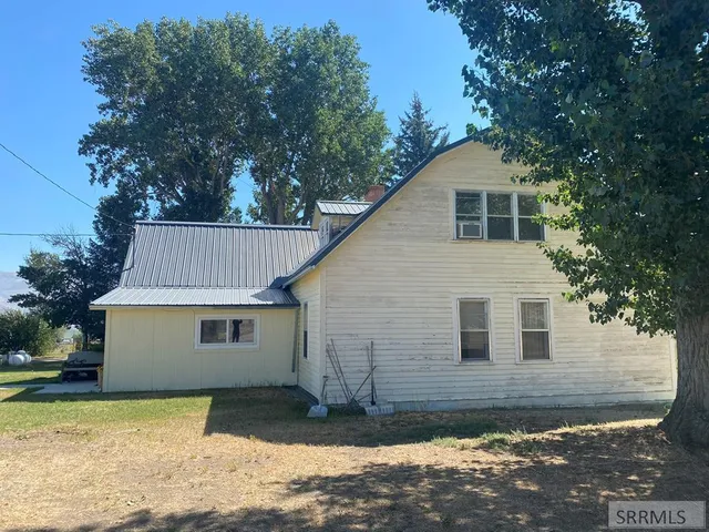 $599,000 | 2651 Challis Creek Road, Challis, ID 83226