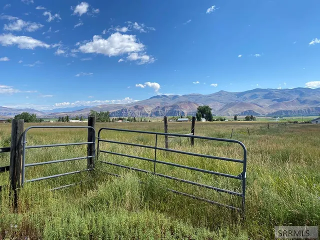 $599,000 | 2651 Challis Creek Road, Challis, ID 83226