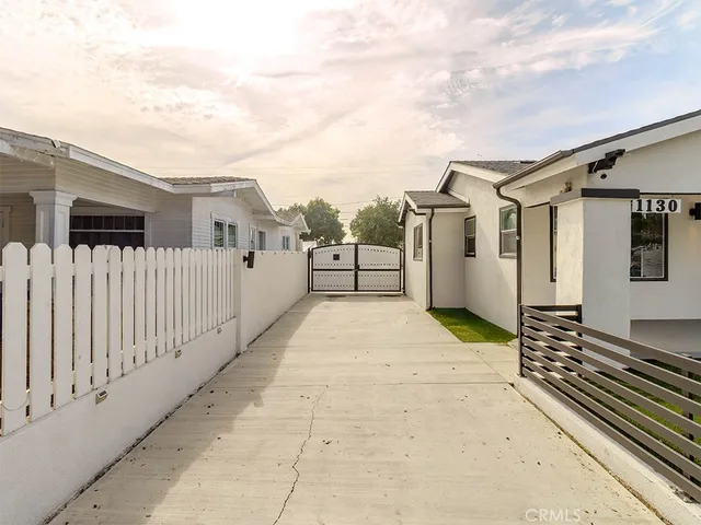 $925,000 | 1130 West Chestnut Avenue, Santa Ana, CA 92703