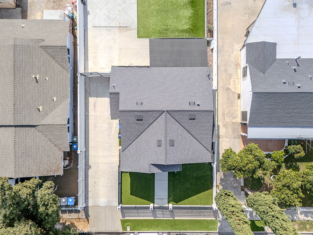 1130 West Chestnut Avenue Santa Ana, CA 92703 - Photo 19 of 20 an aerial view of a house with swimming pool