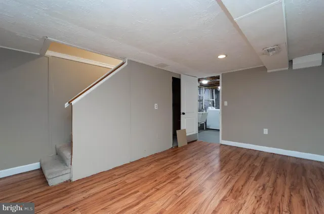 $149,900 | 2820 Edgecombe Circle South, Baltimore, MD 21215