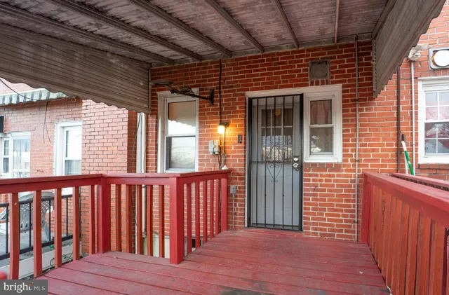 $149,900 | 2820 Edgecombe Circle South, Baltimore, MD 21215