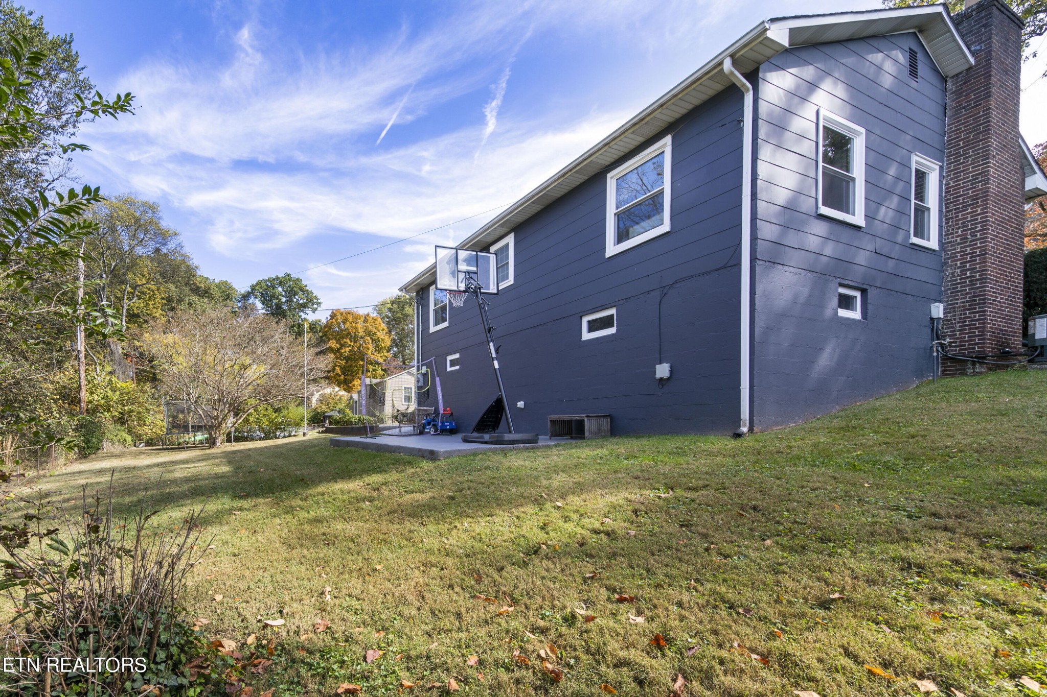 405 Mark Road Knoxville, TN 37920 - Photo 16 of 24 a house view with a outdoor space