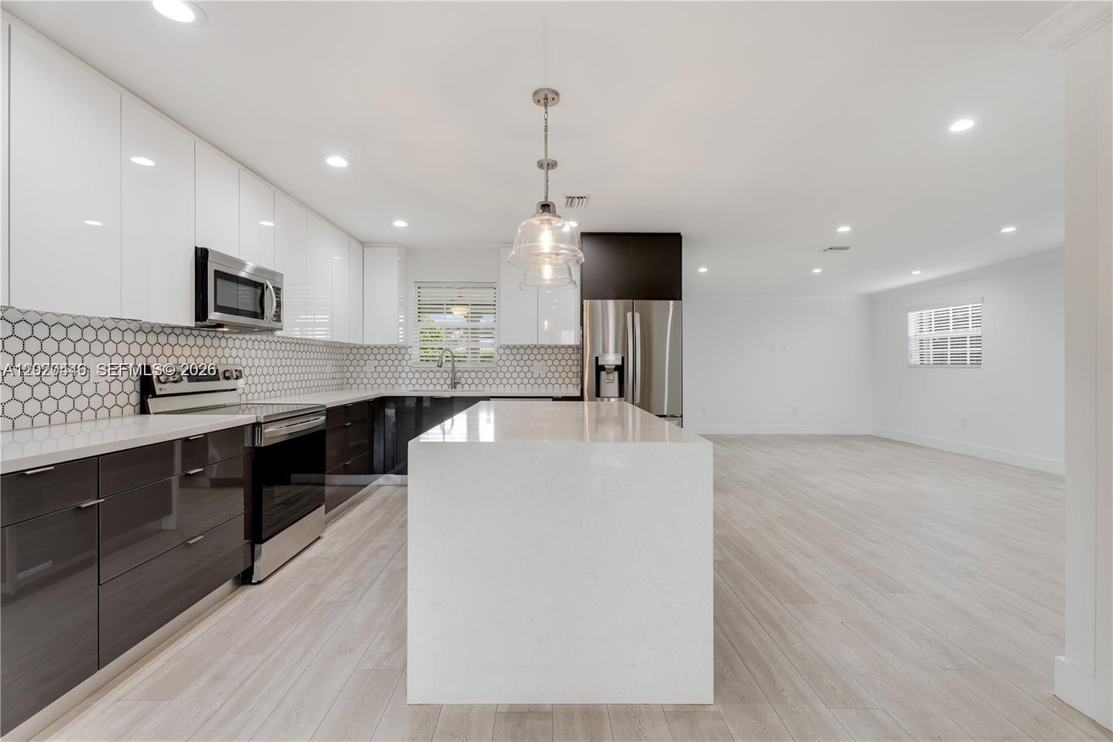 9741 Southwest 3rd Street Miami, FL 33174 - Photo 4 of 20