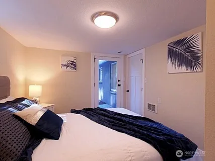 $650,000 | 23004 52nd Avenue West, Mountlake Terrace, WA 98043