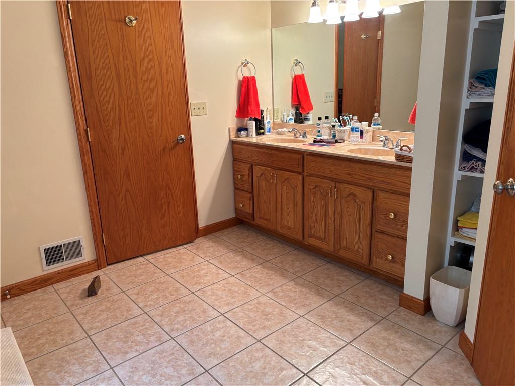 345 Martin Road Markleysburg, PA 15459 - Photo 12 of 23 Gallery Image 12