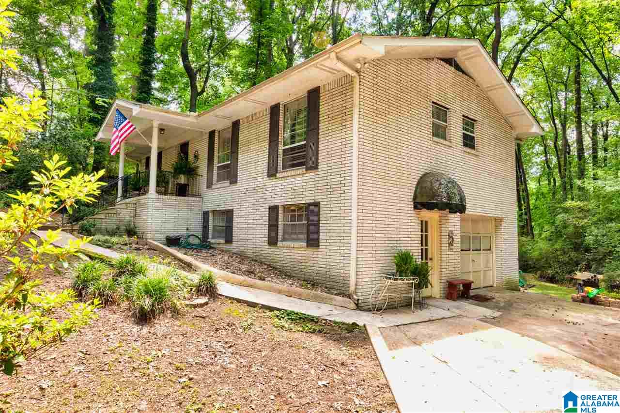 624 3rd Terrace Pleasant Grove, AL 35127 - Photo 4 of 36