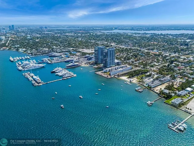 $1,100,000 | 400 45th Street, West Palm Beach, FL 33407