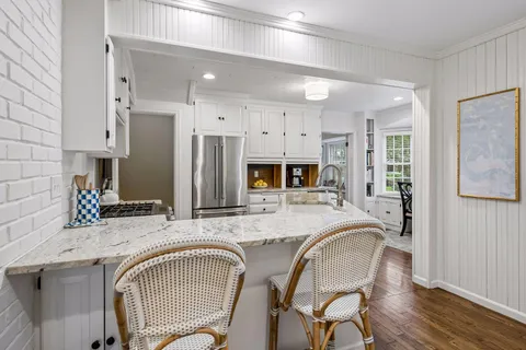$1,100,000 | 5316 Kellogg Avenue, Edina, MN 55424