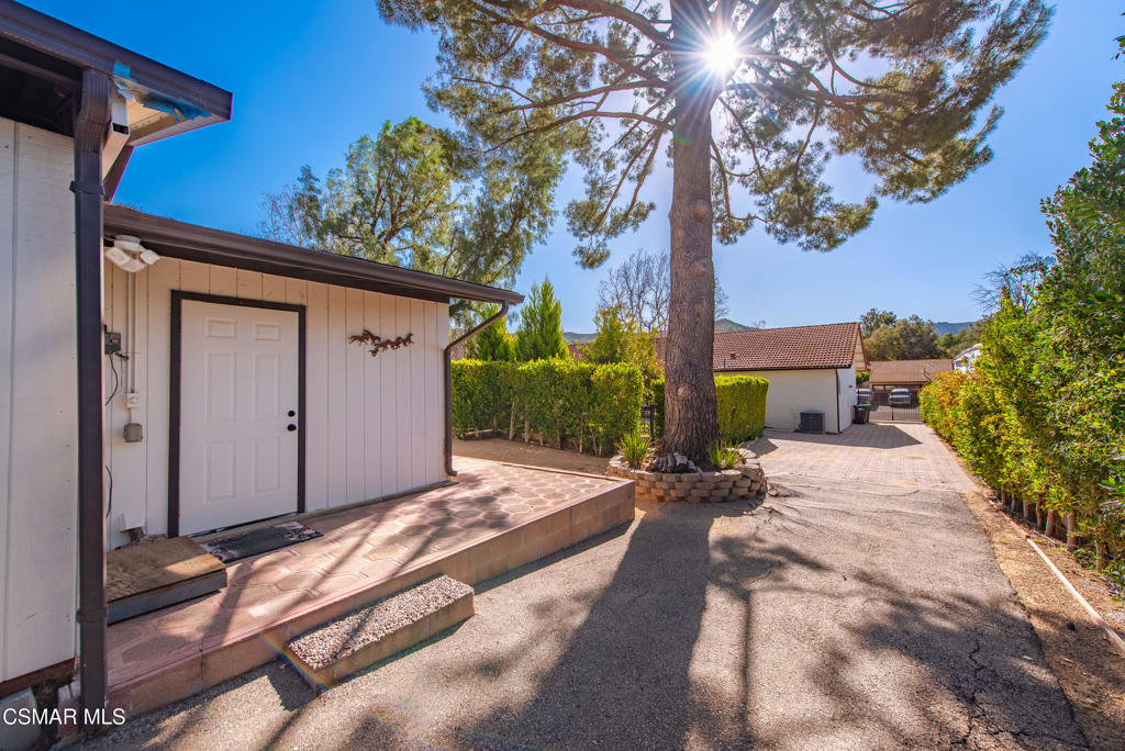 1625 Rambling Road Simi Valley, CA 93065 - Photo 66 of 76