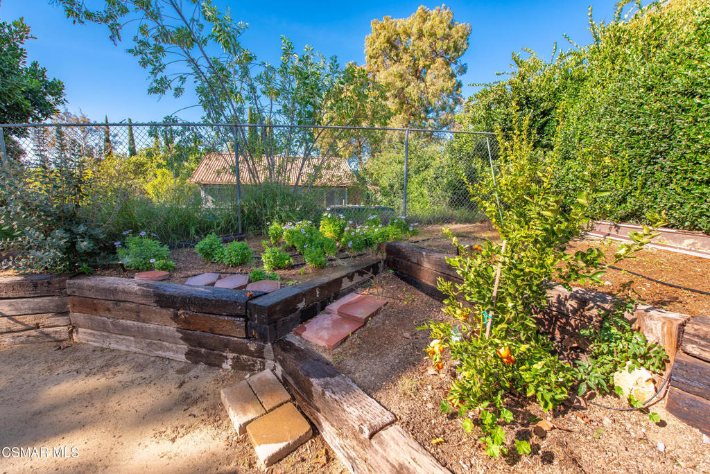 1625 Rambling Road Simi Valley, CA 93065 - Photo 74 of 76