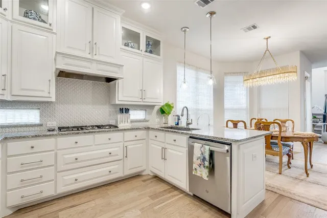 $659,000 | 264 Palisades Boulevard, Richardson, TX 75080