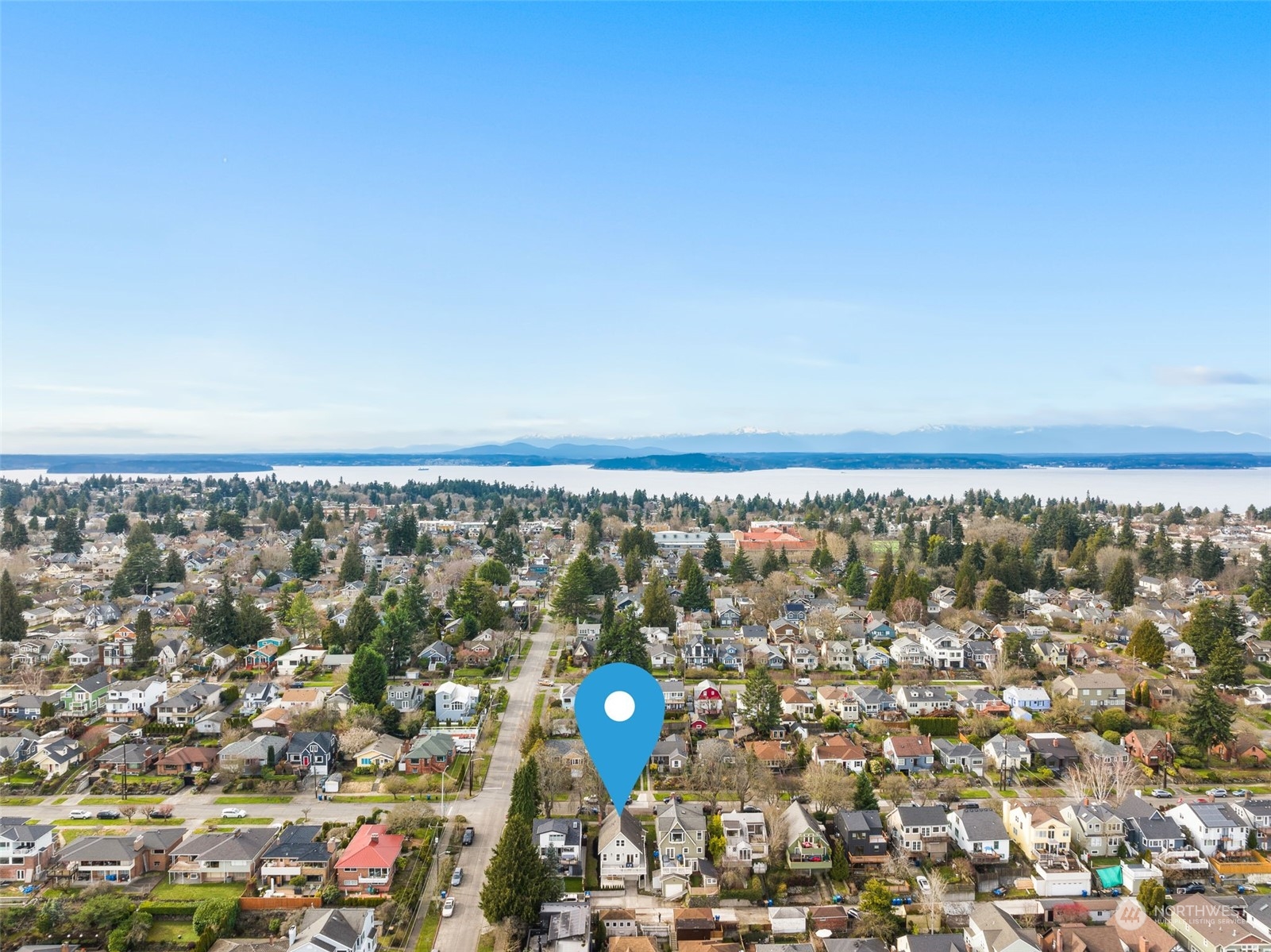 3054 37th Avenue Southwest Seattle, WA 98126 - Photo 35 of 38 a view of city and mountain