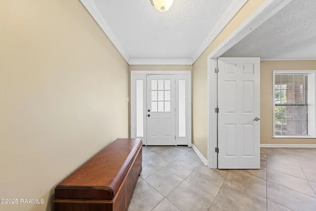 $300,000 | 165 Skylark Lane, Sunset, LA 70584