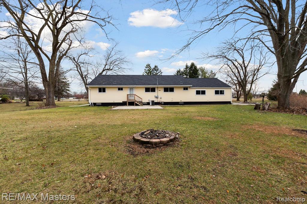 2765 Reinhardt Road Monroe, MI 48162 - Photo 25 of 28