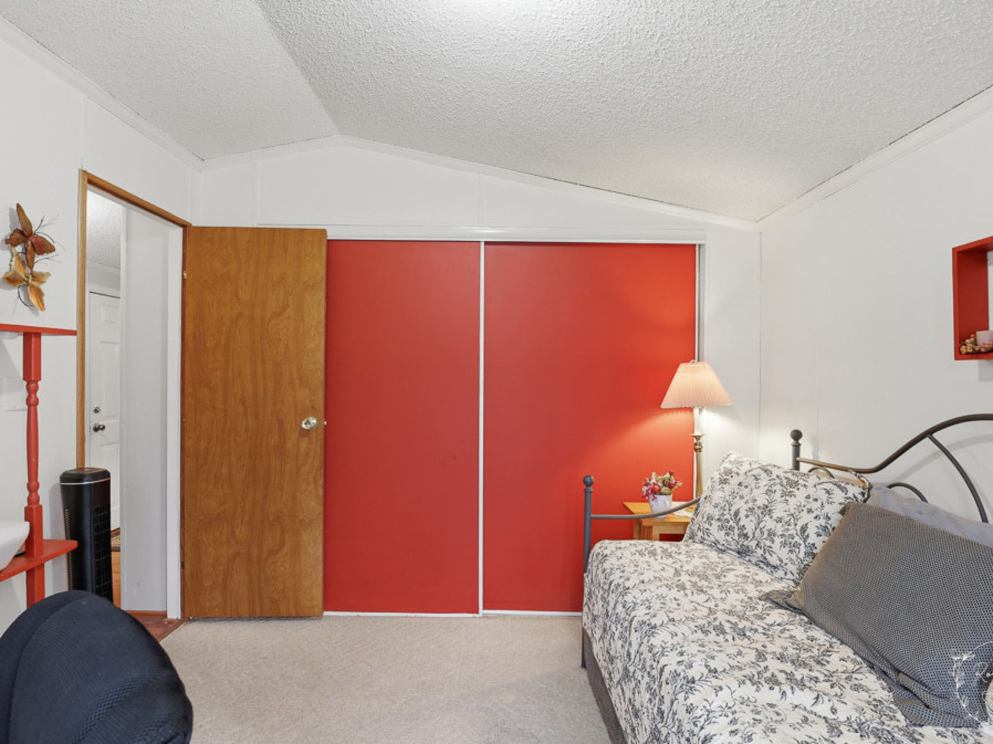 52 Partridge Lane Beecher, IL 60401 - Photo 12 of 24 a bedroom with a bed and a lamp