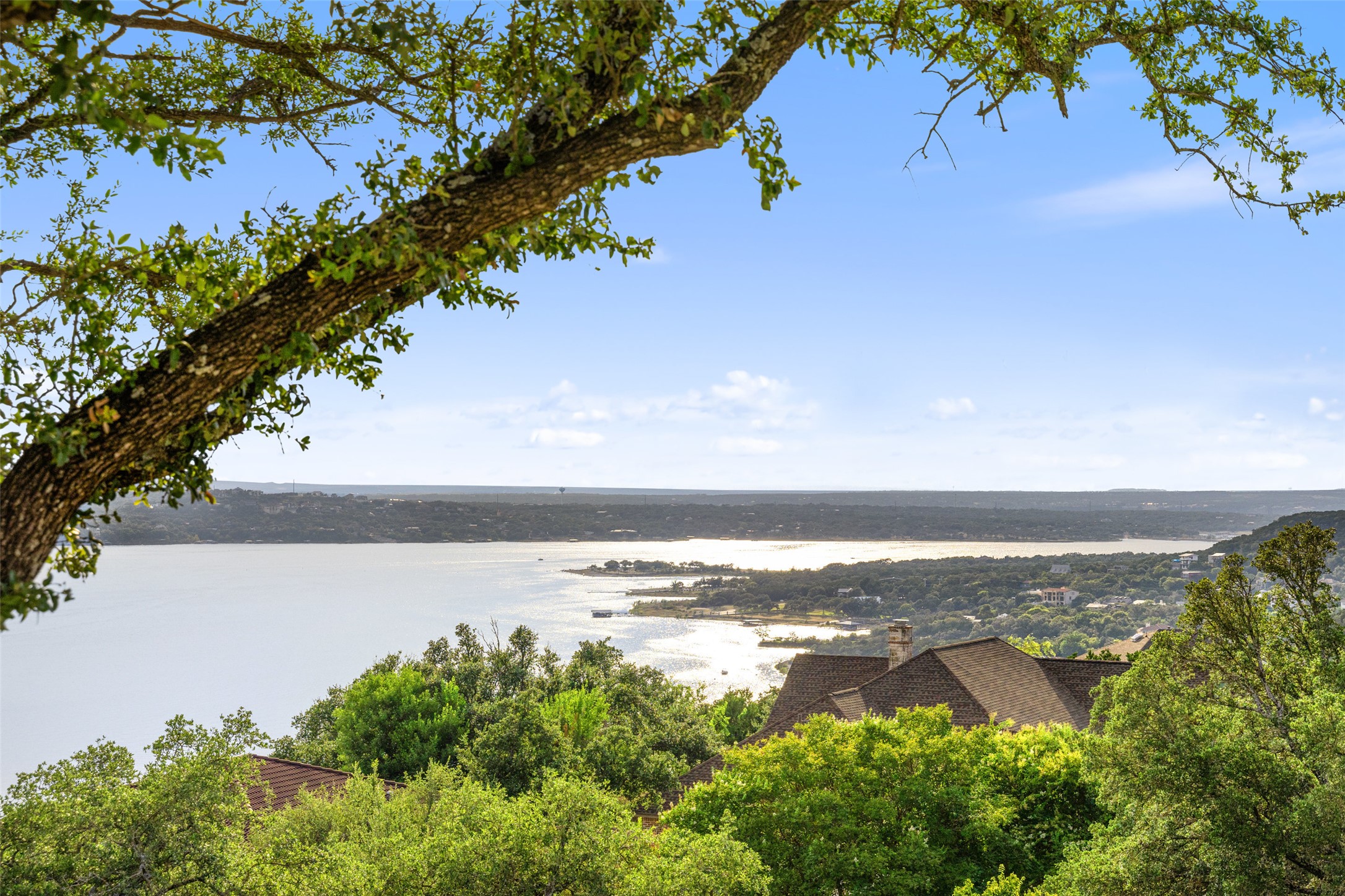 6813 Oasis Pass Austin, TX 78732 - Photo 29 of 36 a view of an ocean
