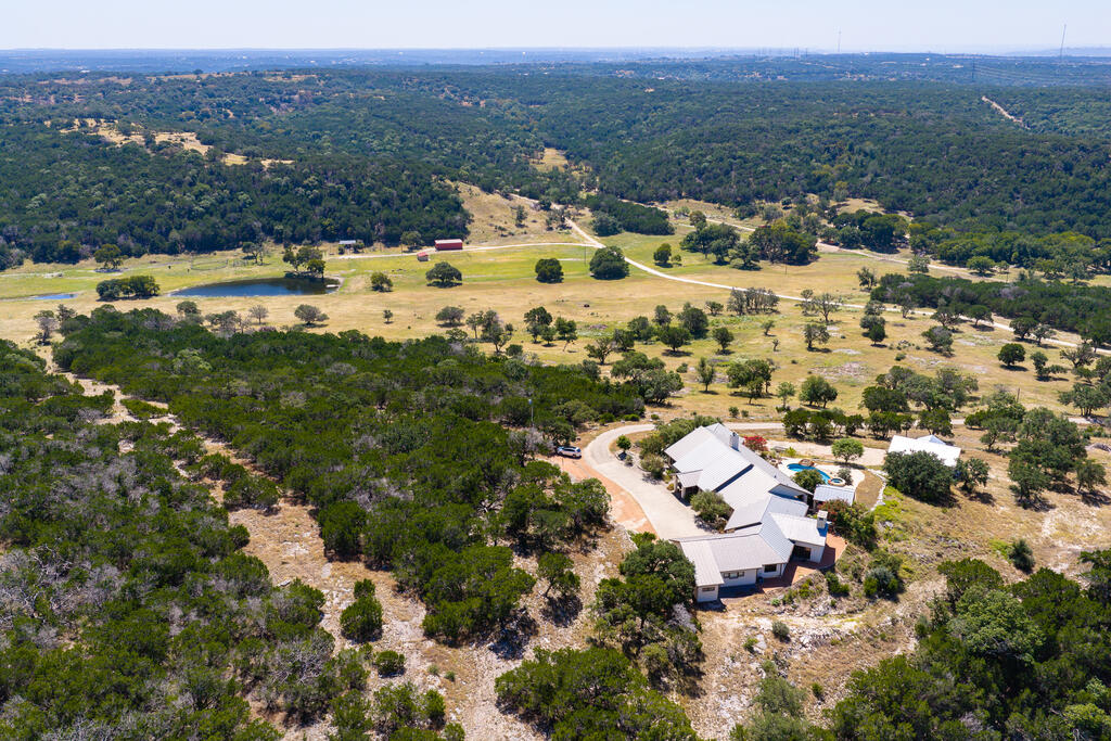 2954 Goat Creek Road Kerrville, TX 78028 - Photo 7 of 66 Gallery Image 7