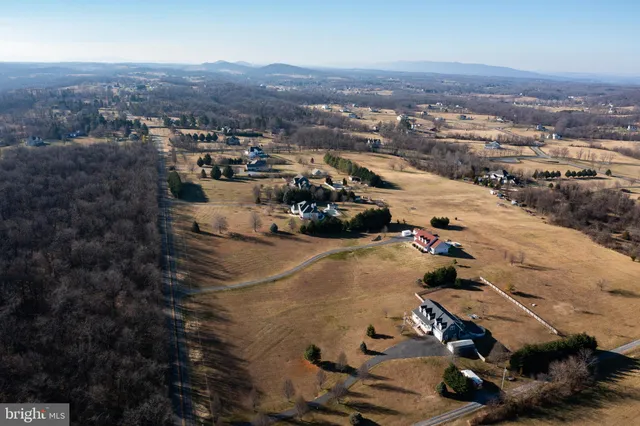 $715,000 | 3915 Apple Pie Ridge Road, Winchester, VA 22603