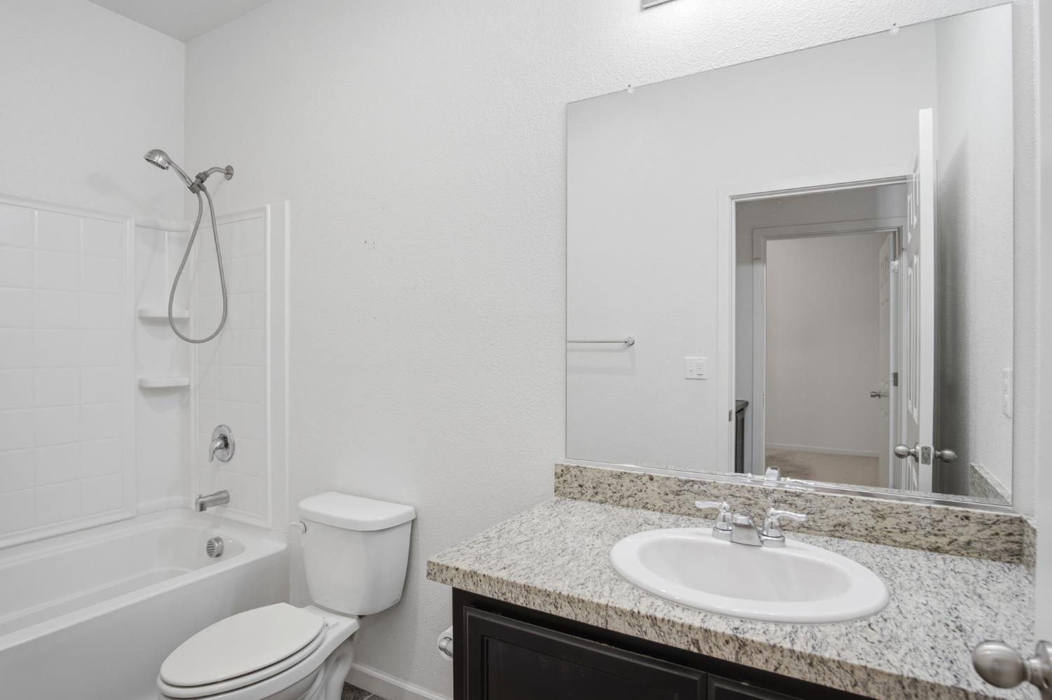3108 Bridgestone Lane Modesto, CA 95355 - Photo 7 of 38