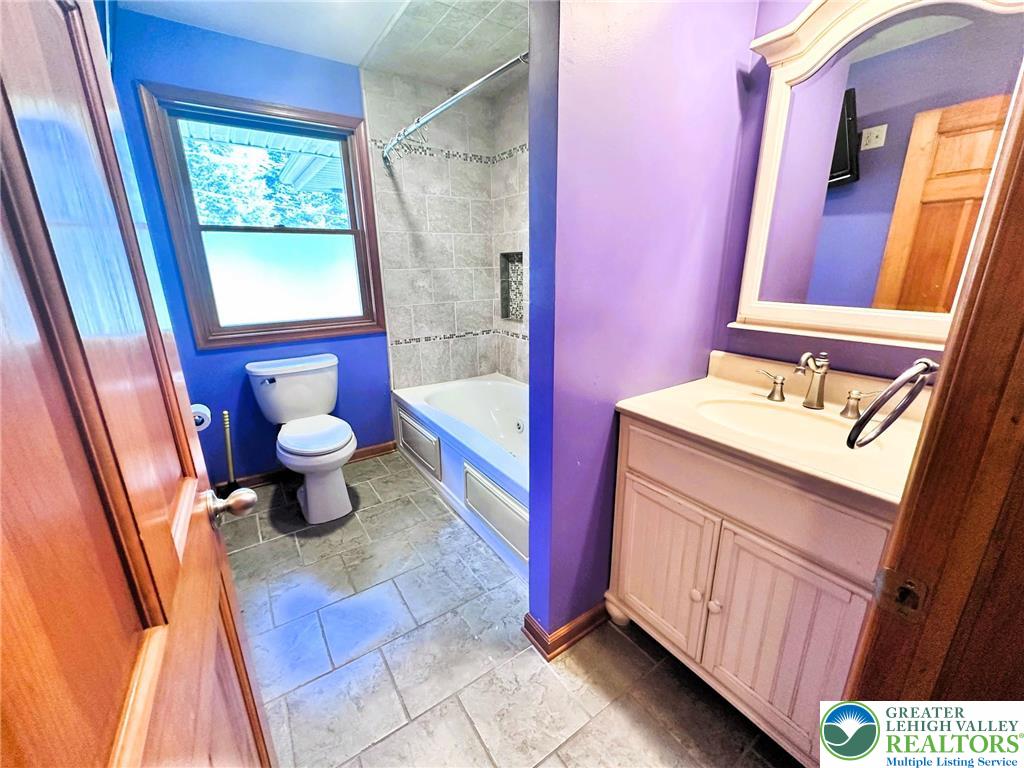 297 Long Lane Road Walnutport, PA 18088 - Photo 20 of 32