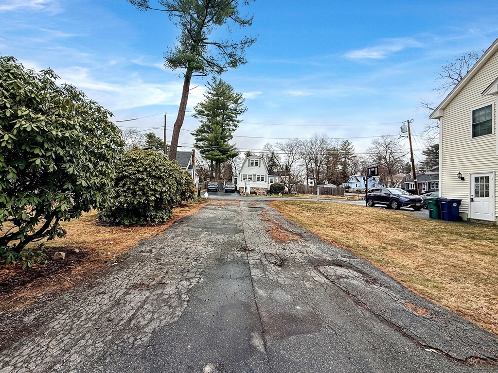 21 Burlington Road Billerica, MA 01821 - Photo 35 of 41 Gallery Image 35