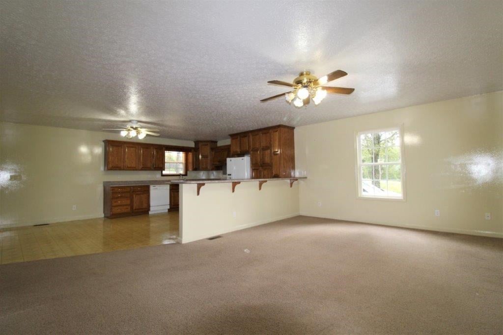 1424 Newtown Road Russellville, KY 42276 - Photo 7 of 16 Gallery Image 7
