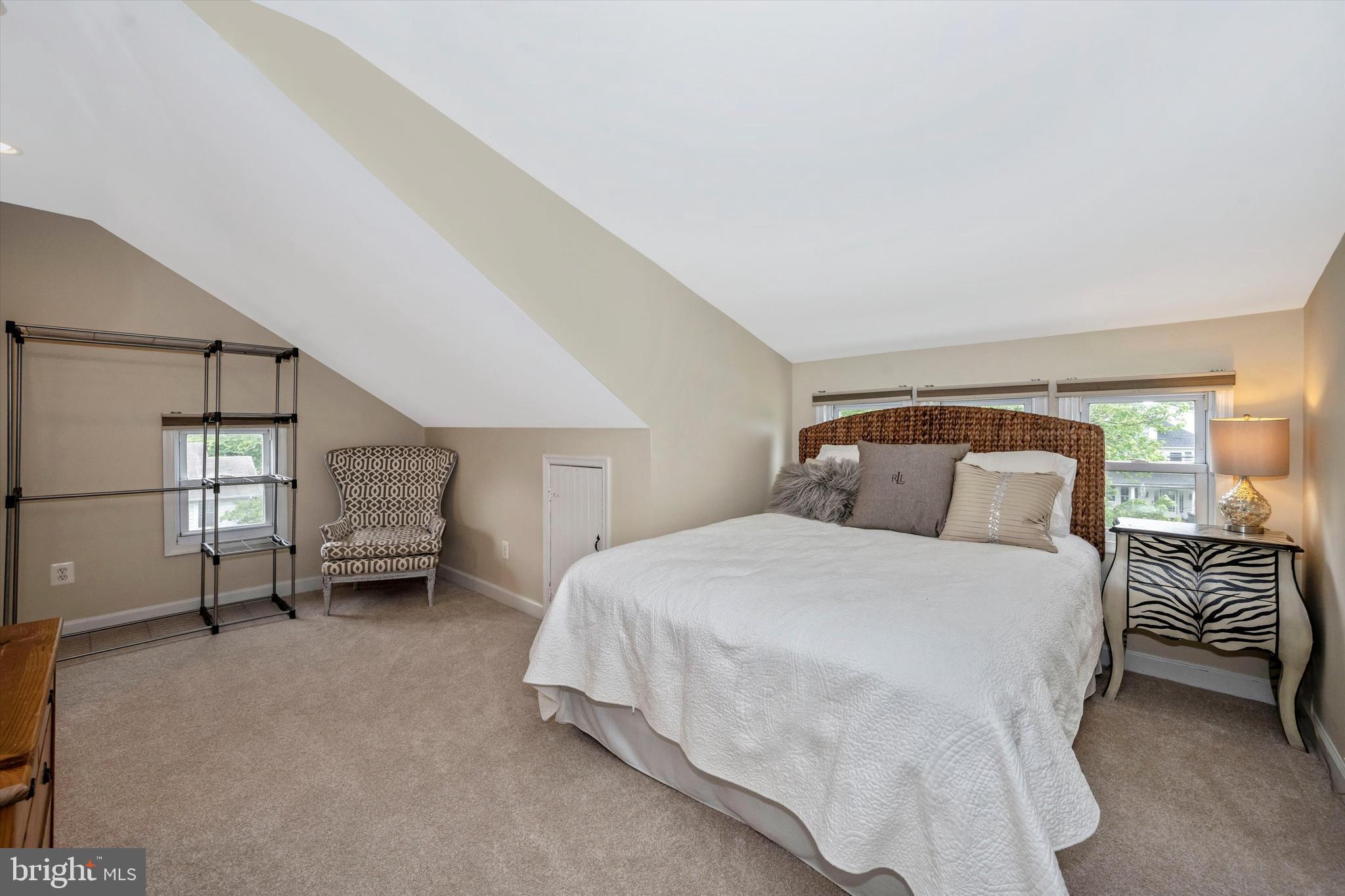 26701 Ridge Road Damascus, MD 20872 - Photo 17 of 24 Bedroom 4