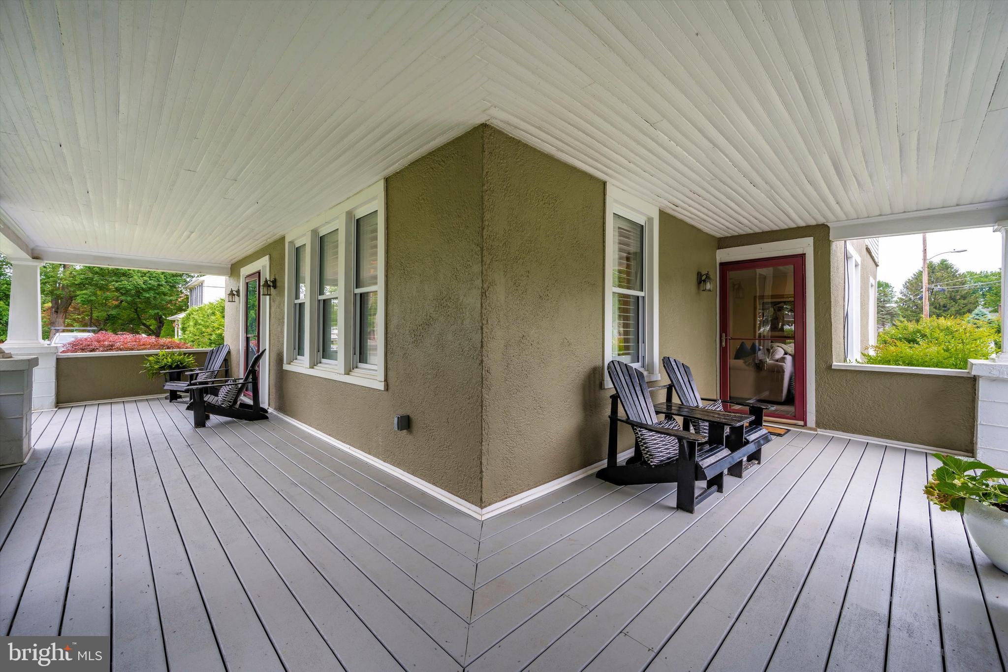 26701 Ridge Road Damascus, MD 20872 - Photo 4 of 24 Wrapped Porch
