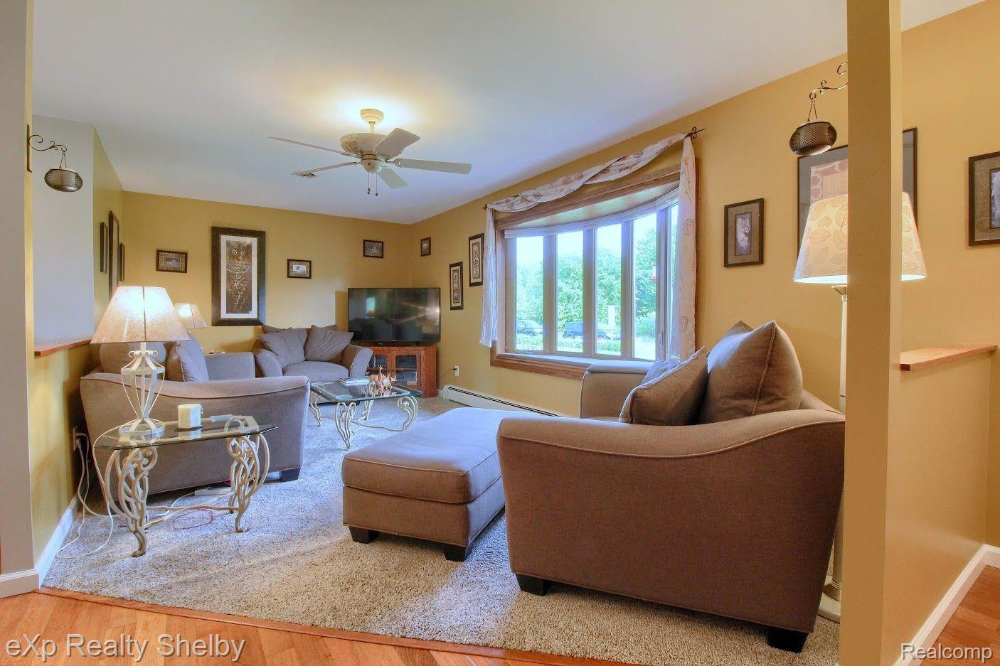 43460 Robson Road Belleville, MI 48111 - Photo 7 of 33 Gallery Image 7