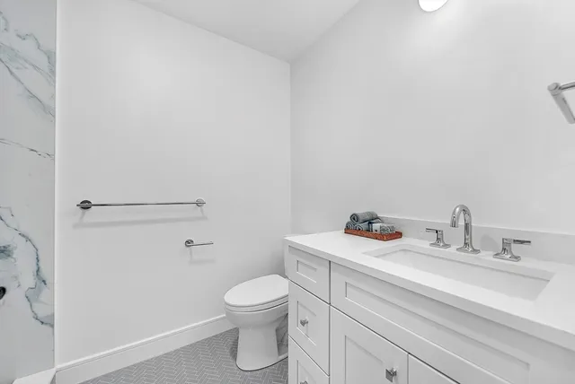 $2,258,000 | 29 Irving Road, Natick, MA 01760