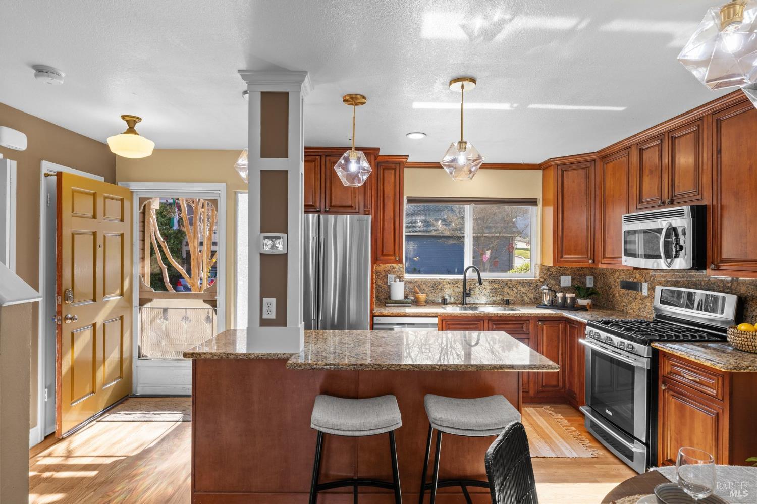 12 Rain Tree Court Petaluma, CA 94952 - Photo 17 of 54