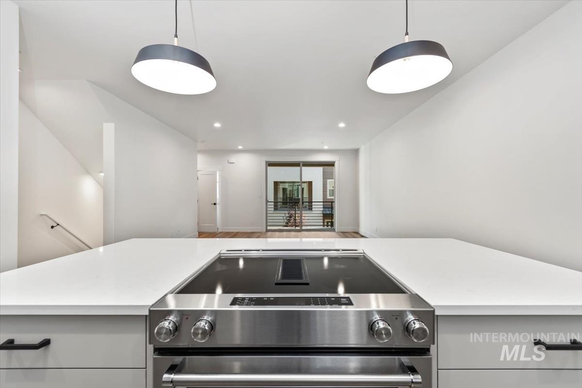 1735 South Rock View Lane Boise, ID 83705 - Photo 14 of 35