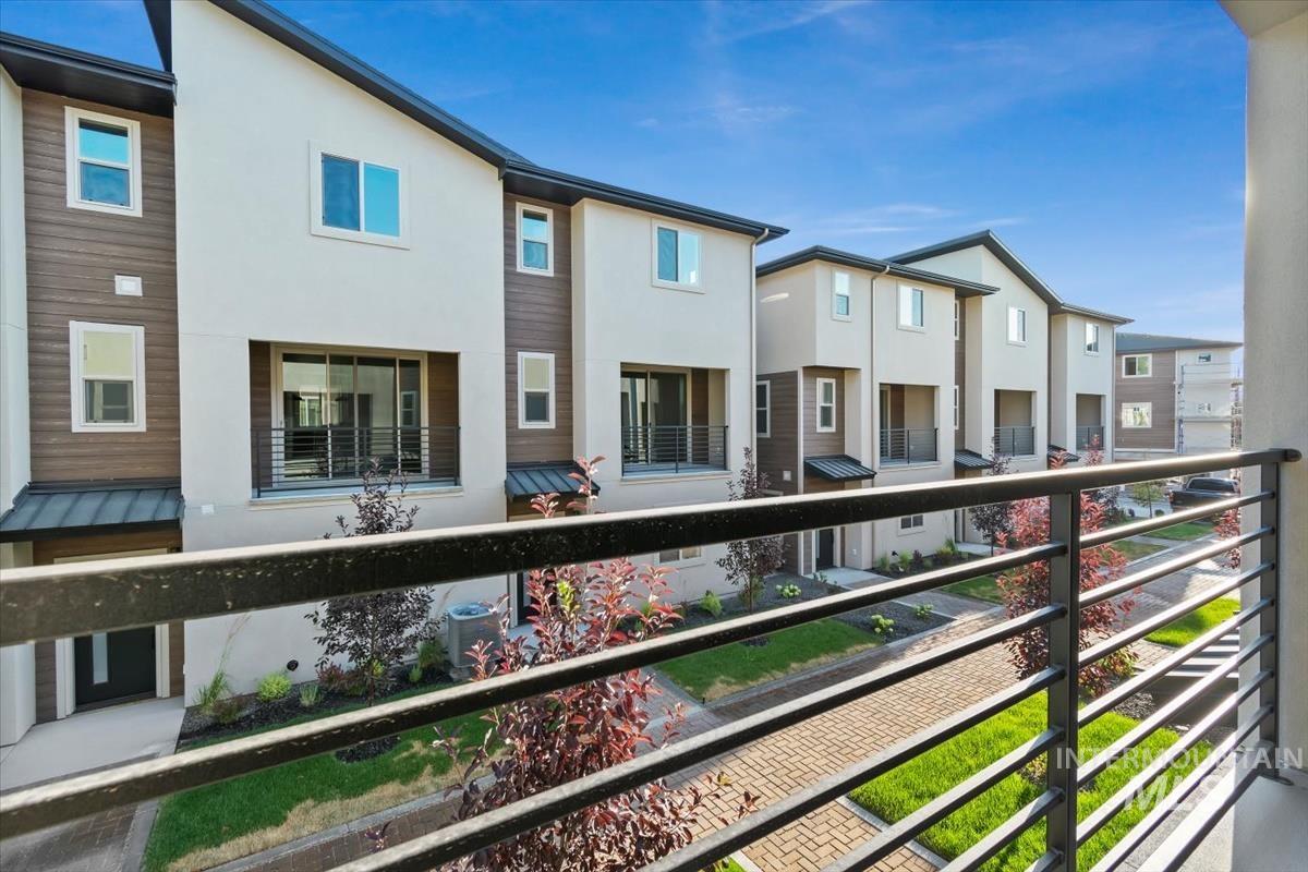 1735 South Rock View Lane Boise, ID 83705 - Photo 19 of 35