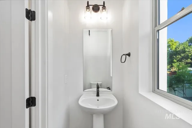 $497,880 | 1735 South Rock View Lane, Boise, ID 83705