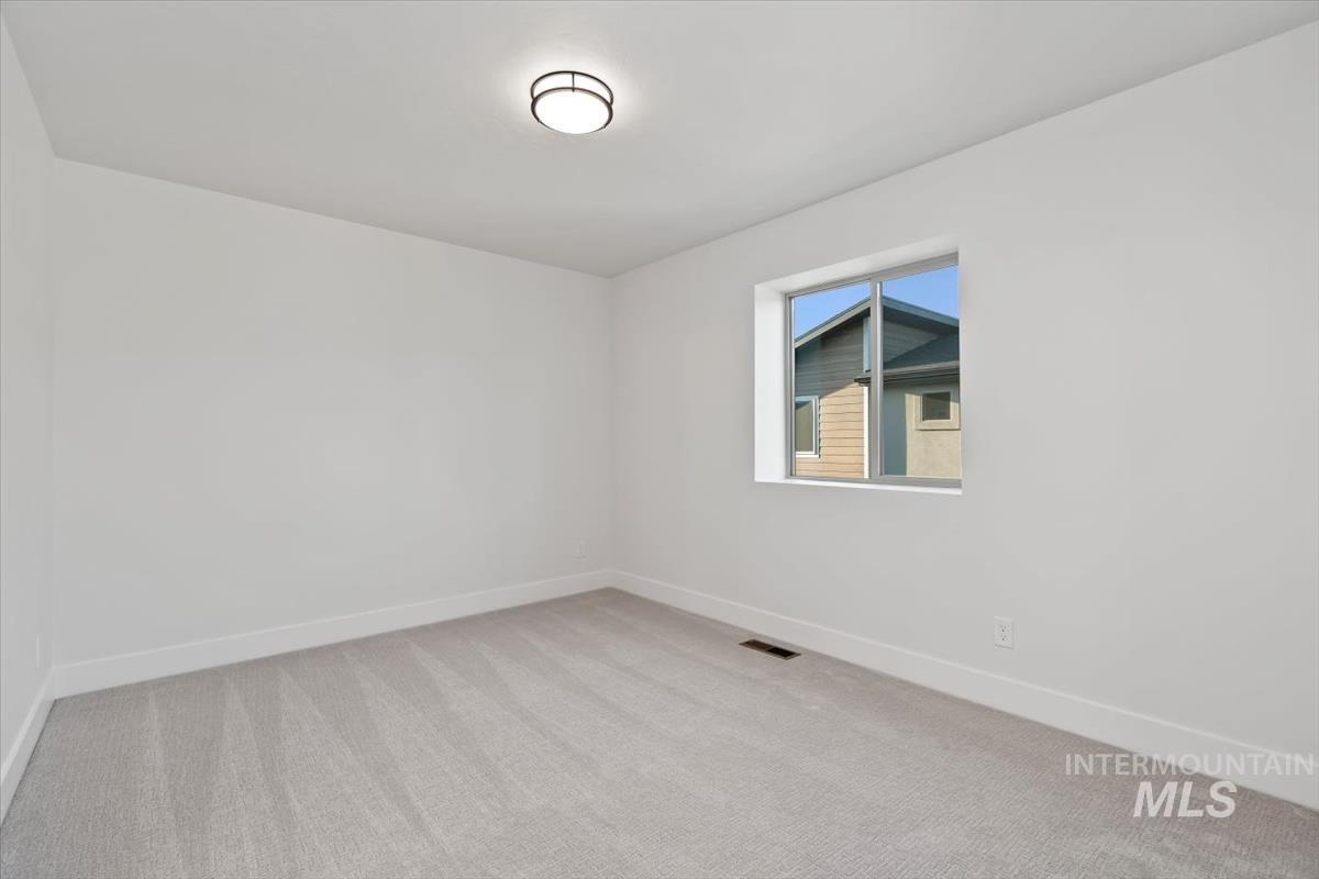 1735 South Rock View Lane Boise, ID 83705 - Photo 5 of 35