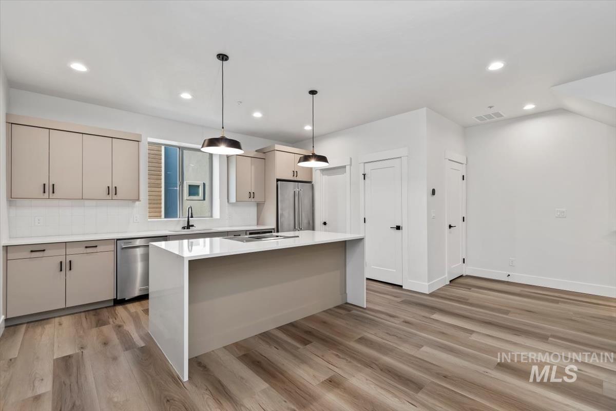 1735 South Rock View Lane Boise, ID 83705 - Photo 9 of 35