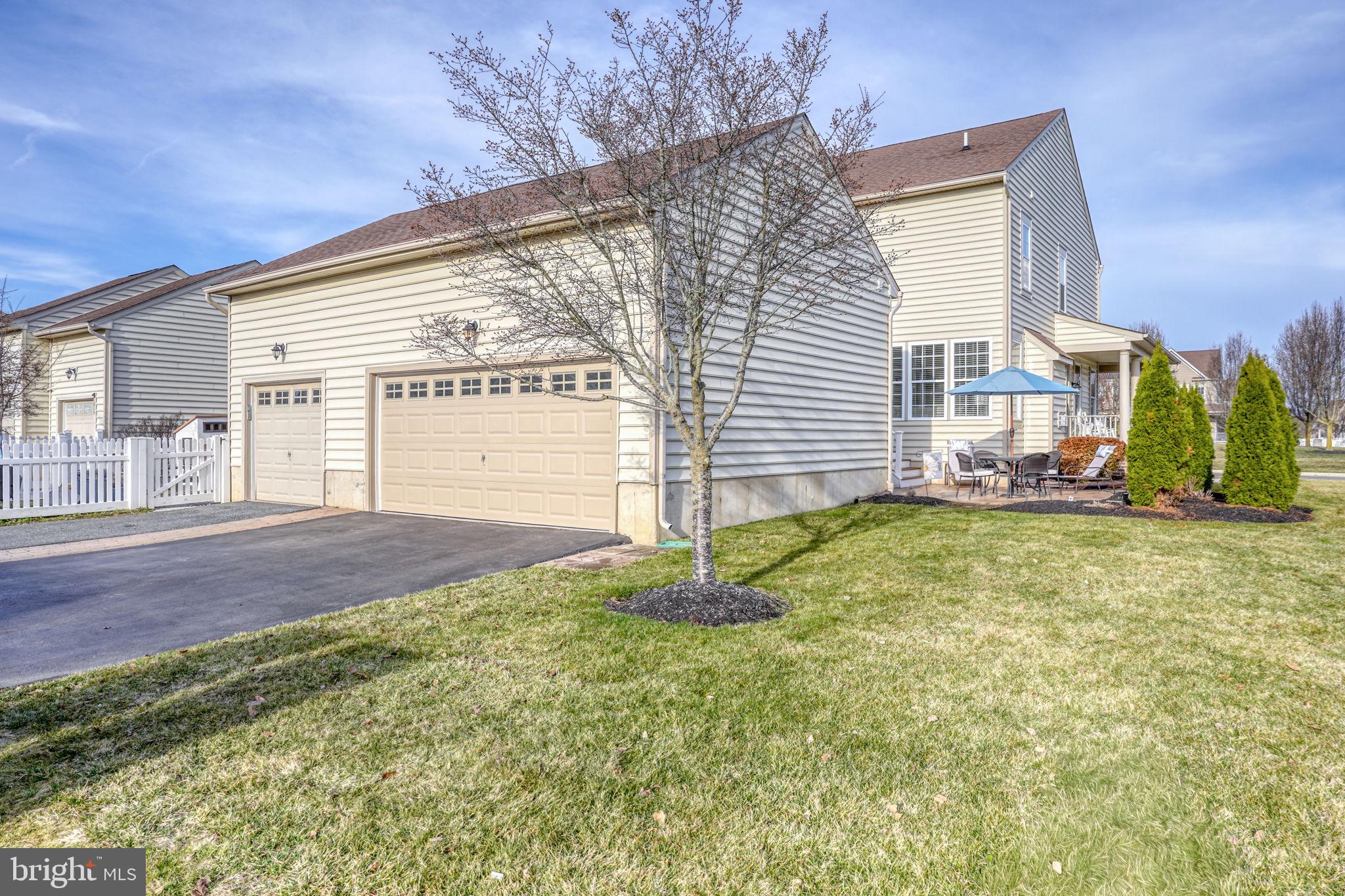 1818 South Pollock Way Middletown, DE 19709 - Photo 25 of 72 Rear Entry Garage Side View