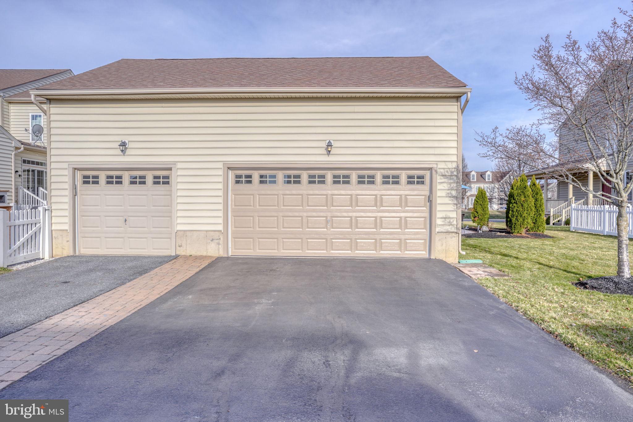 1818 South Pollock Way Middletown, DE 19709 - Photo 26 of 72 Rear Entry Garage