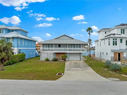 $2,850,000 | 259 Trade Winds Avenue, Naples, FL 34108