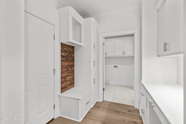 $385,000 | 213 Lake Crest Drive, Madison, MS 39110