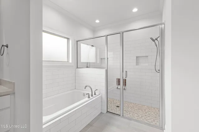 $385,000 | 213 Lake Crest Drive, Madison, MS 39110