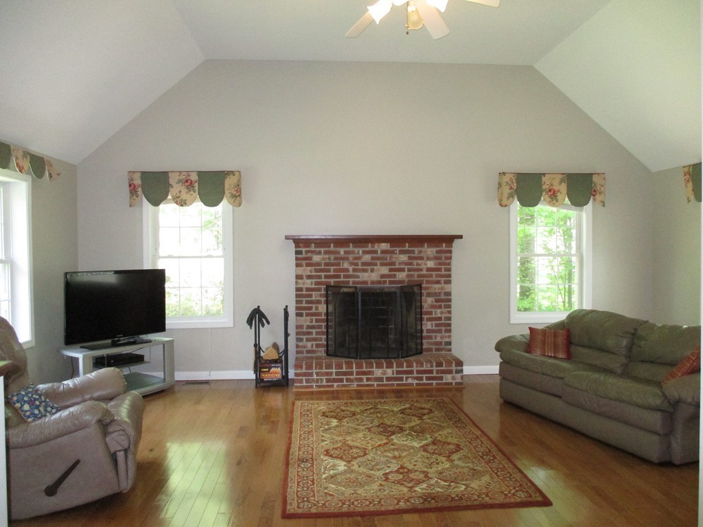 15 Orion Road Pepperell, MA 01463 - Photo 6 of 30 Gallery Image 6