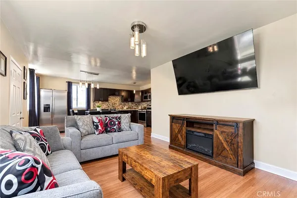 $780,000 | 215 East 76th Place, Los Angeles, CA 90003
