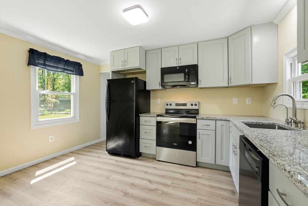 78 Searle Road Huntington, MA 01050 - Photo 13 of 32 Gallery Image 13